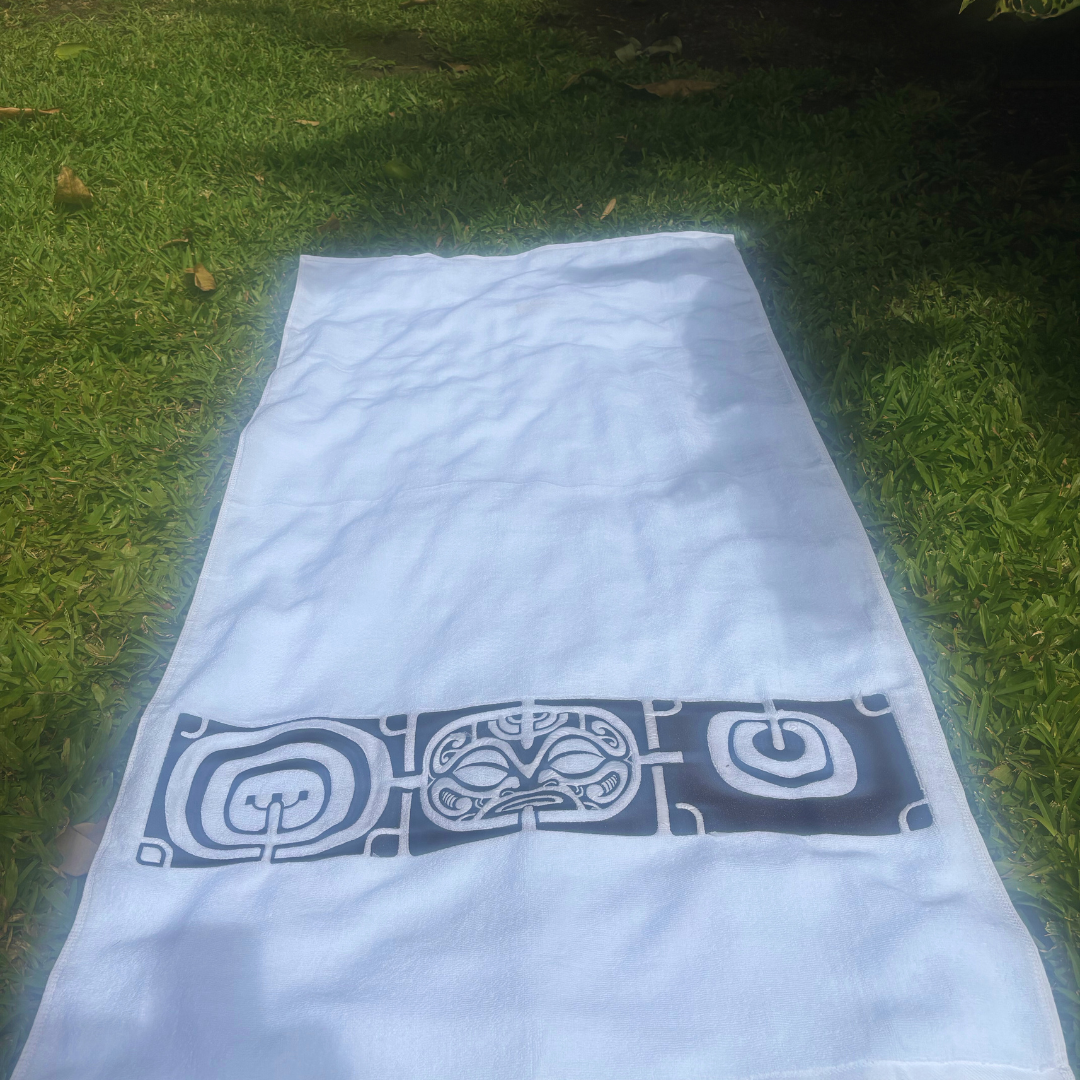 SERVIETTE BRODE TATTOO