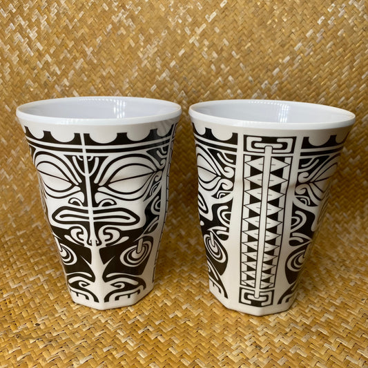 - Frise TIKI polynésienne
