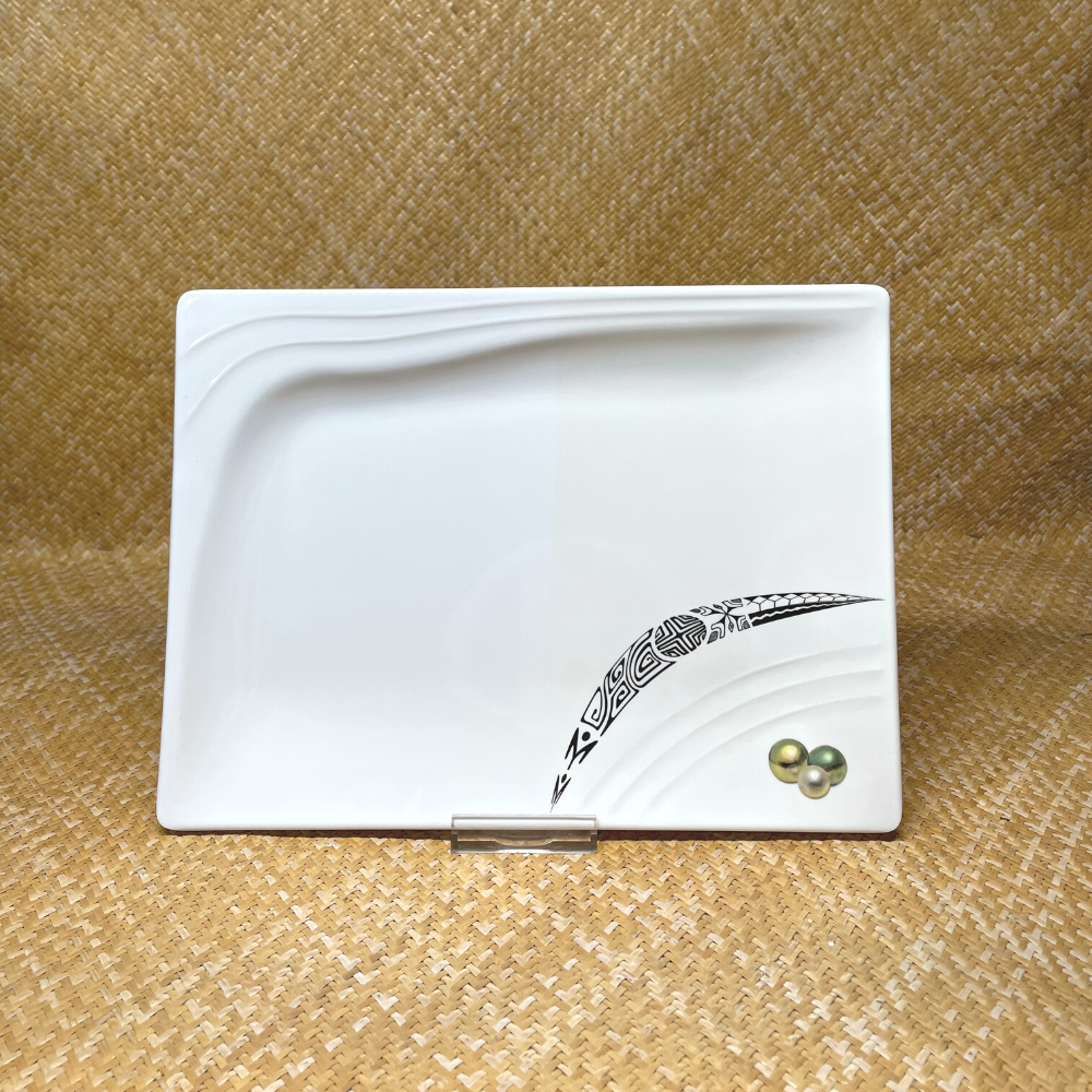 Assiette rectangulaire - Perles de Tahiti tattoo