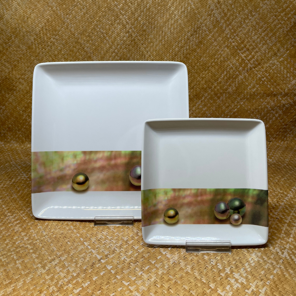 Assiette carrée - Perles de Tahiti