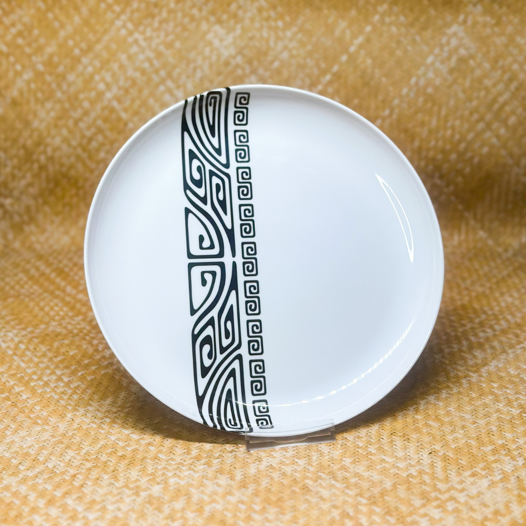 Assiette frise tattoo