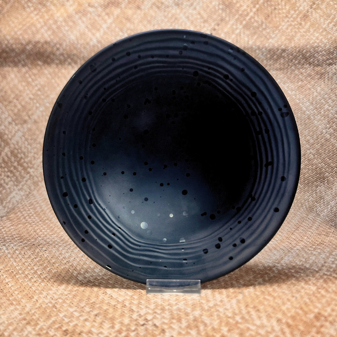 Noir tacheté - Assiette ronde - 28cm